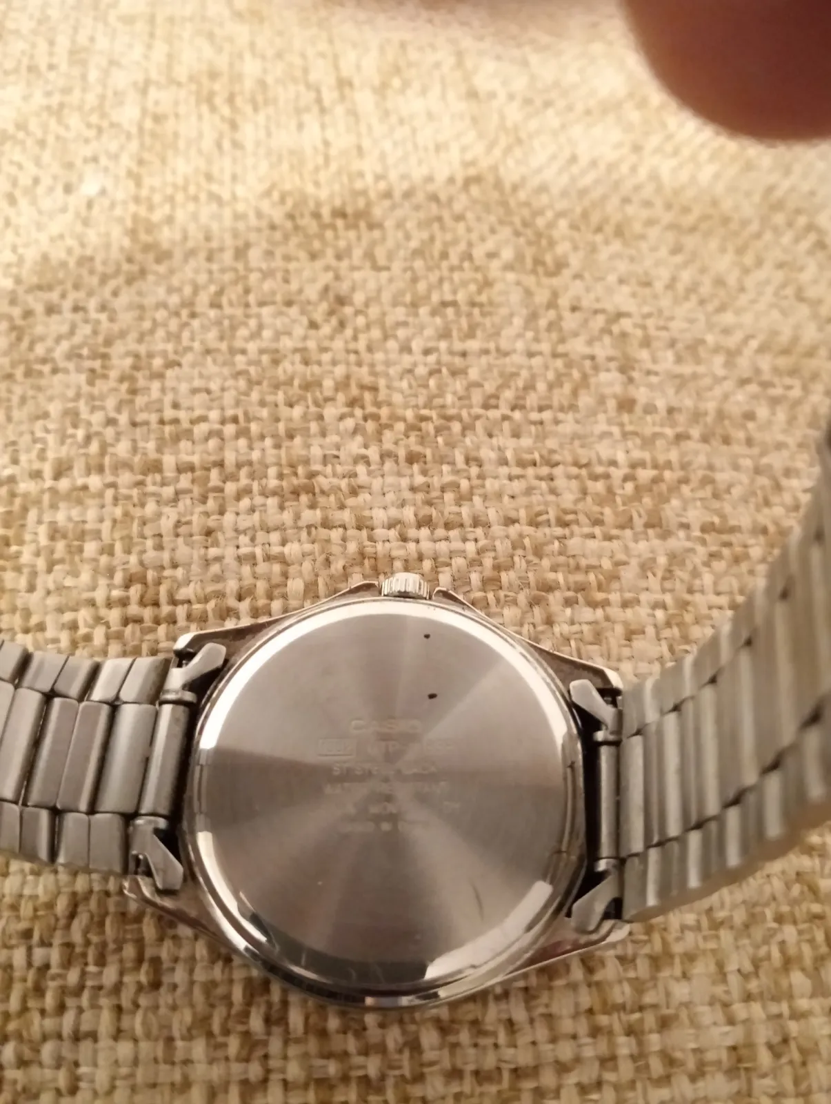 Wodoodporny zegarek męski CASIO lata 80-te