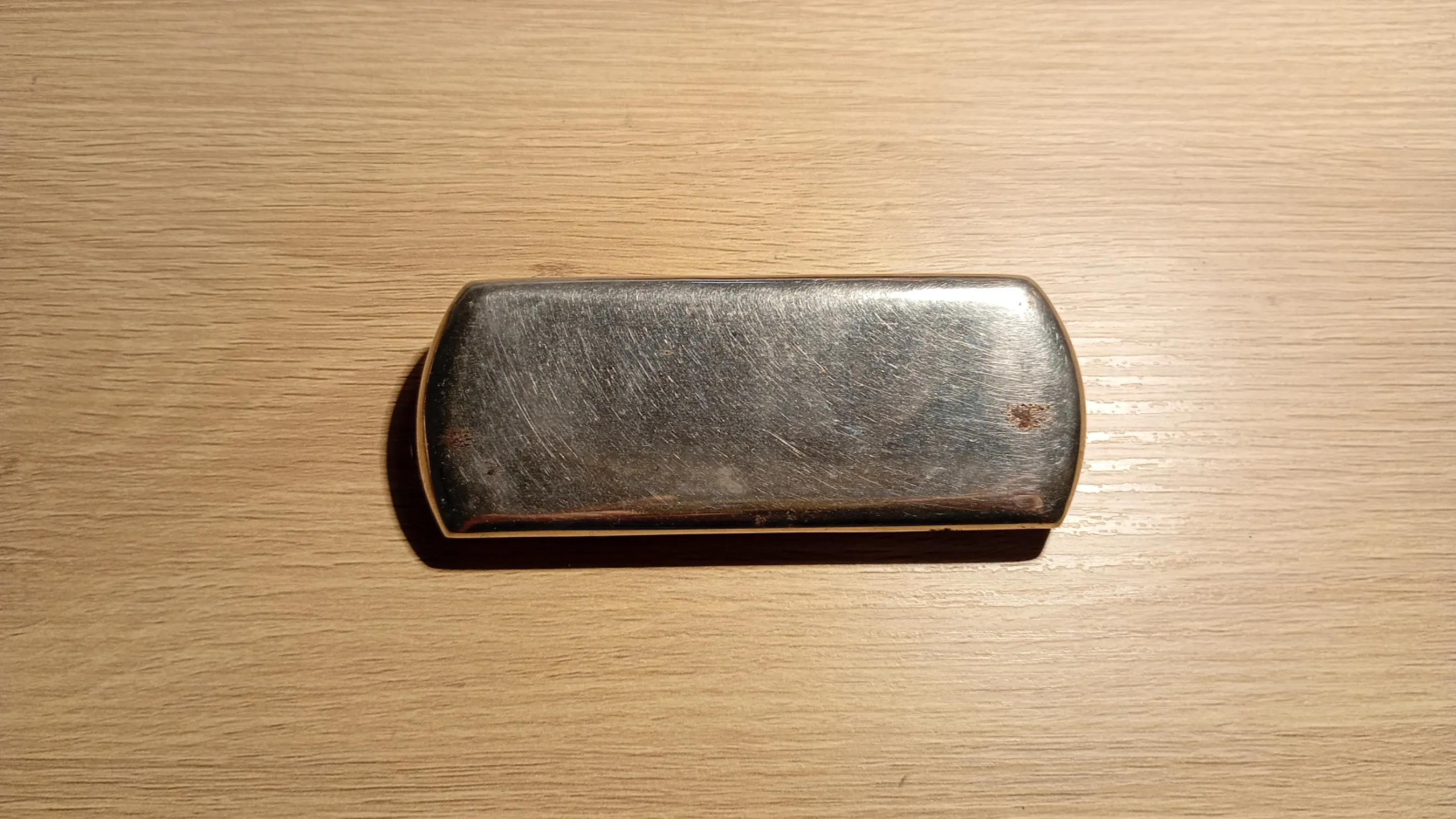 Stare okulary.