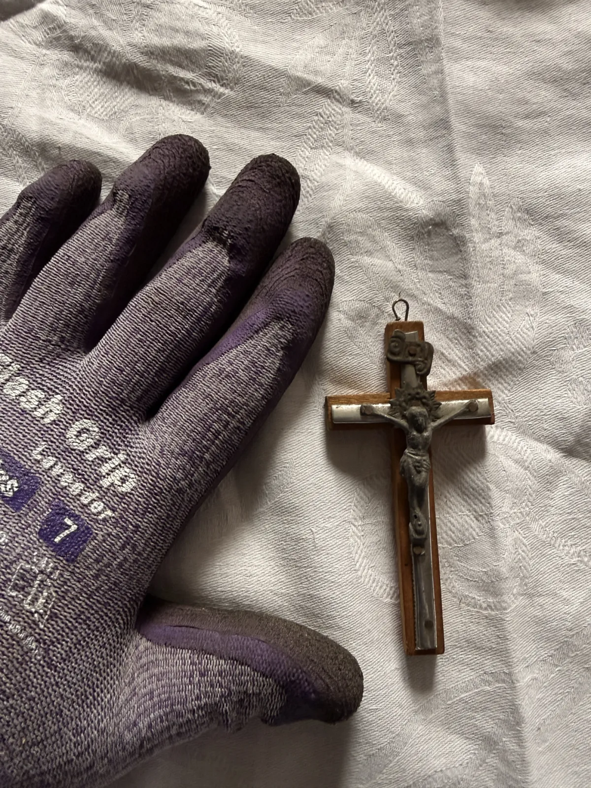 Stary drewniany krzyżyk / krucyfiks vintage