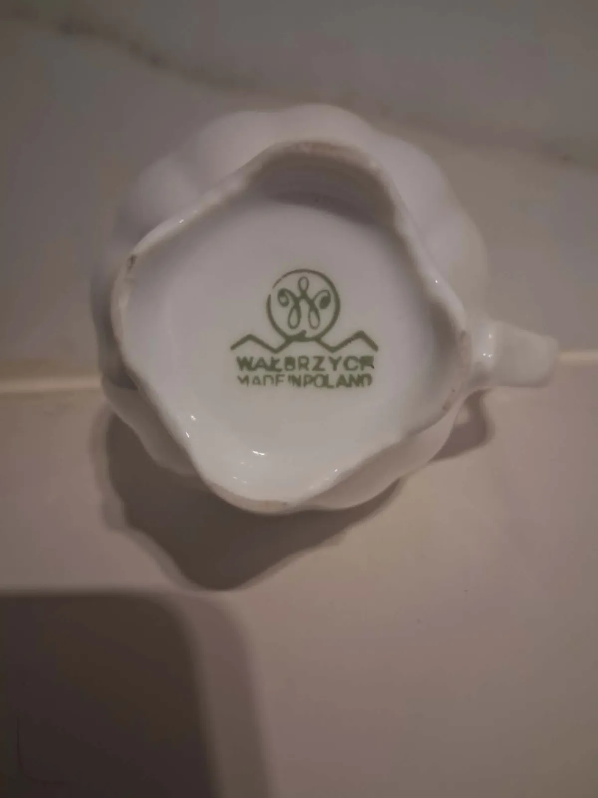 Mlecznik Wałbrzych – Biała Porcelana – Fason Maria Teresa – PRL – Sygnowany