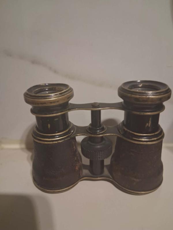Antyczna Lornetka Teatralna – Mosiądz i Skóra – XIX/XX w. – Loft / Vintage