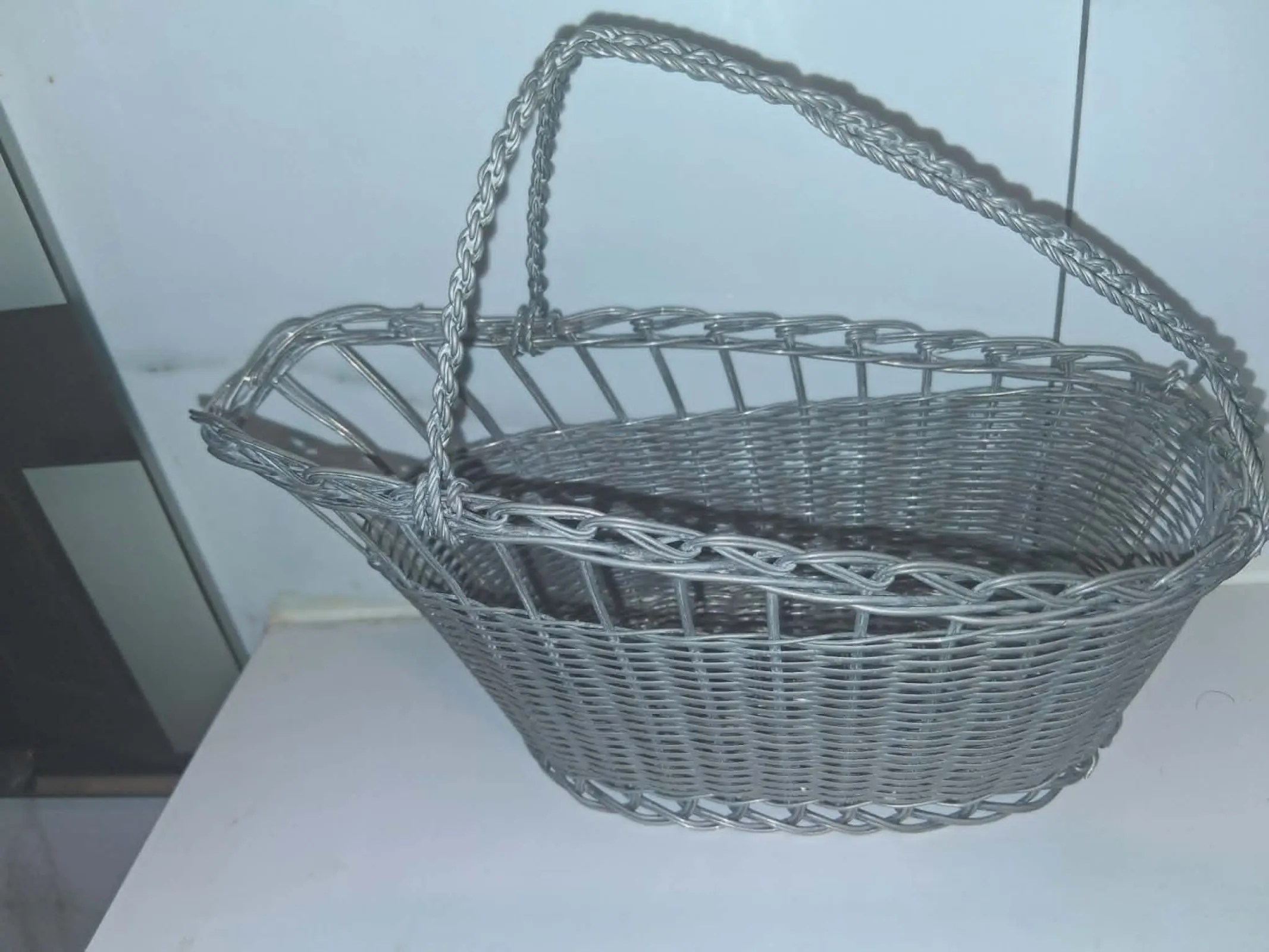 Luksusowy Koszyk do Wina – Srebrzona Kołyska – Vintage Premium