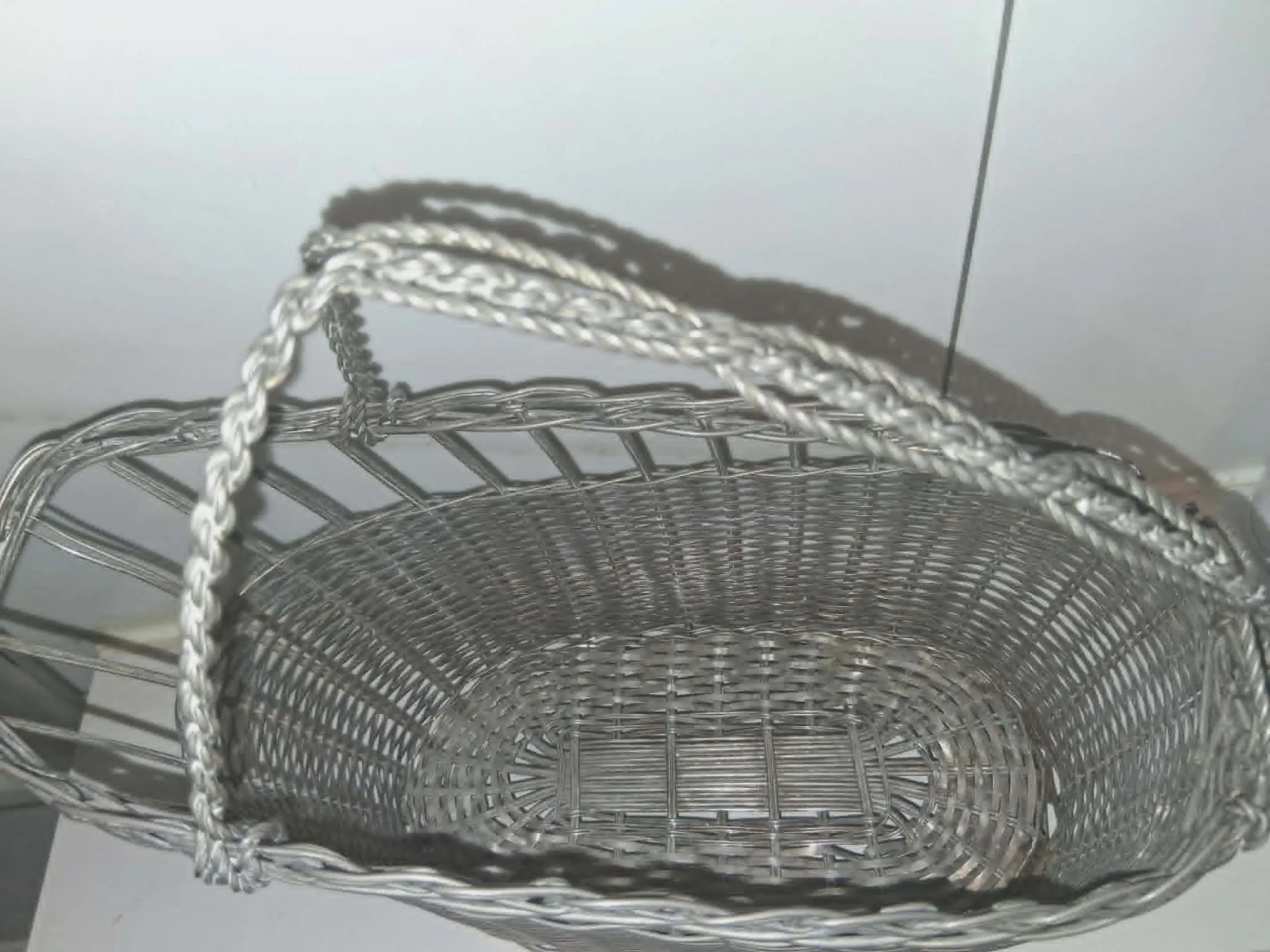 Luksusowy Koszyk do Wina – Srebrzona Kołyska – Vintage Premium