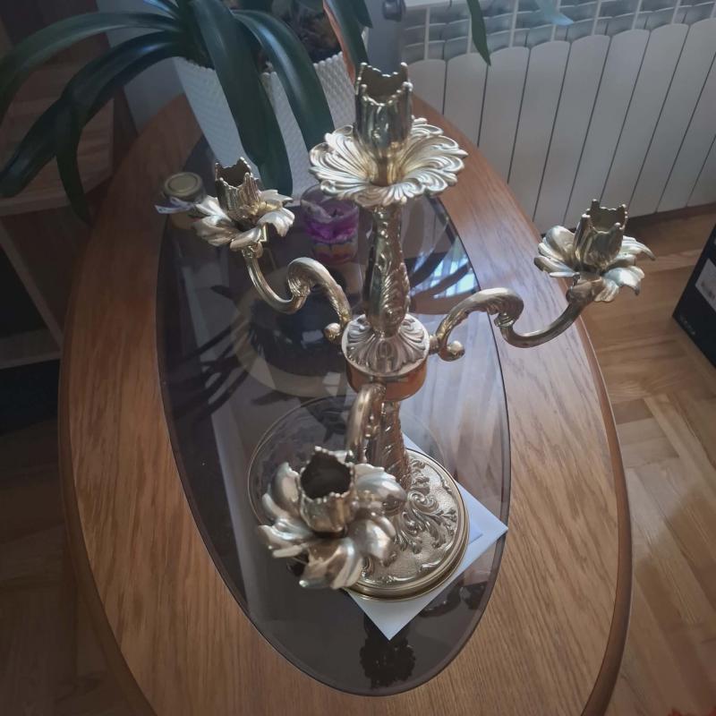Świecznik trójramienny
