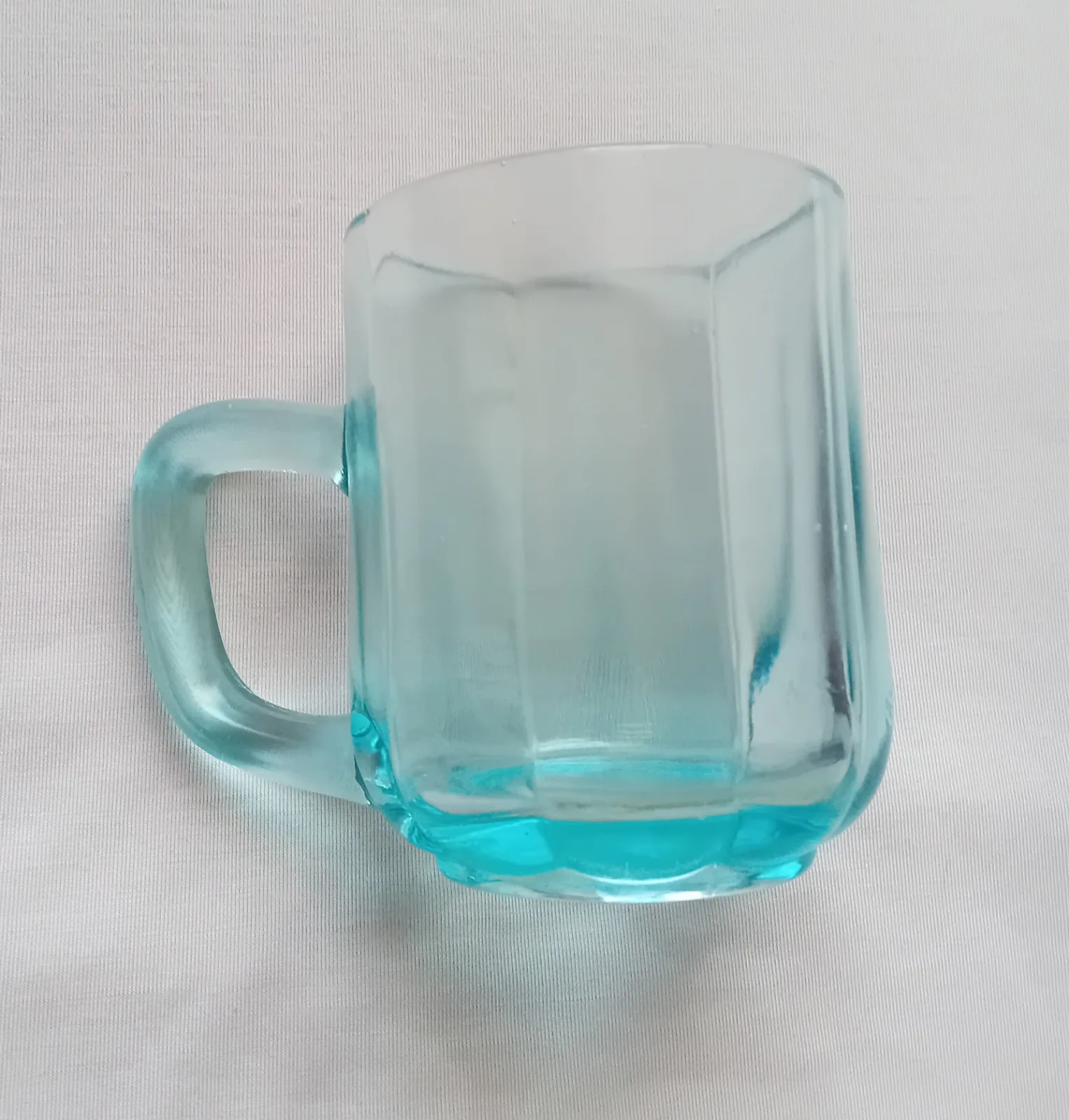 Turkusowy kufel 0,3 L. August Walther & Sohne, nr 79 w katalogu z 1931 r.