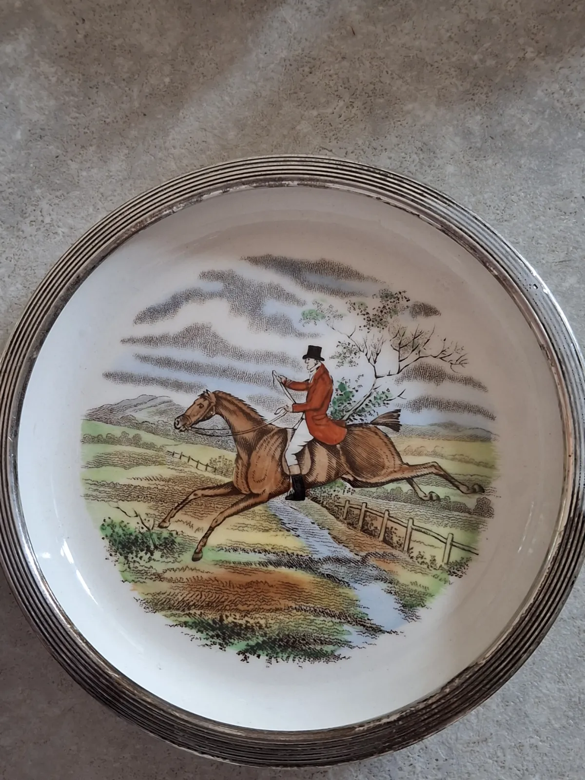 Talerzyki seria Myśliwska porcelana angielska okuta w srebro 925