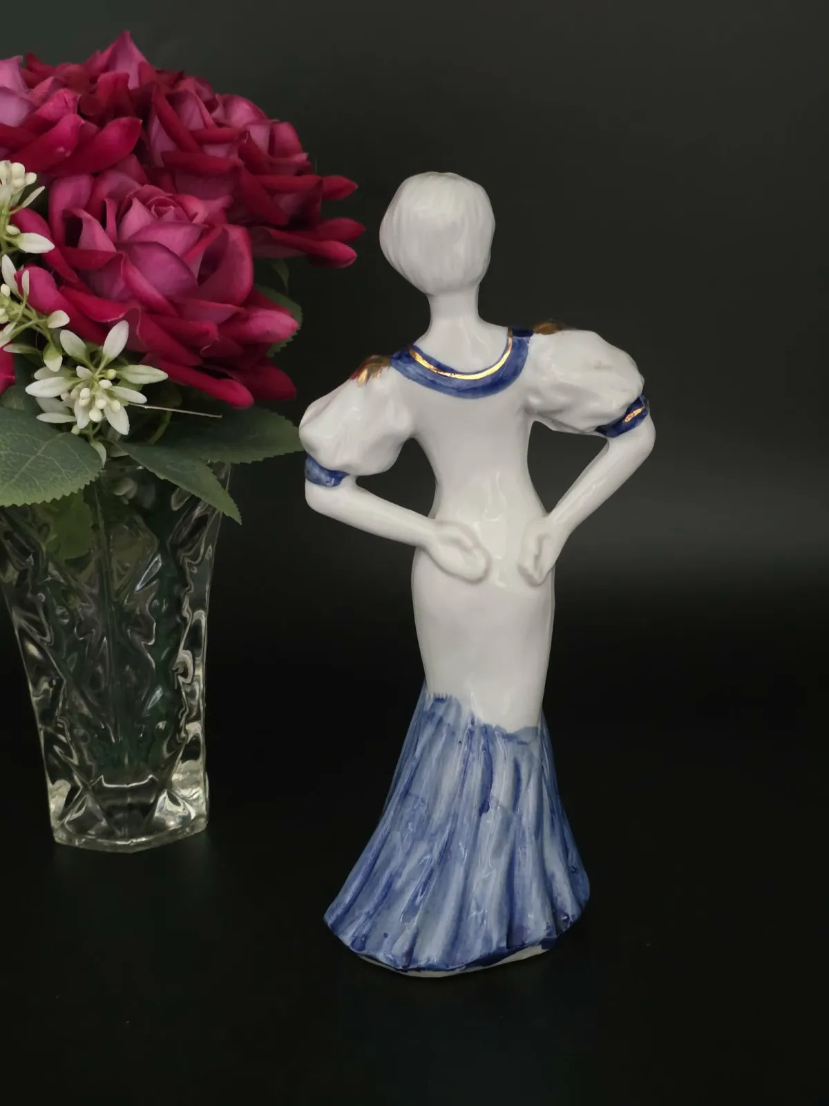 Figurka porcelanowa