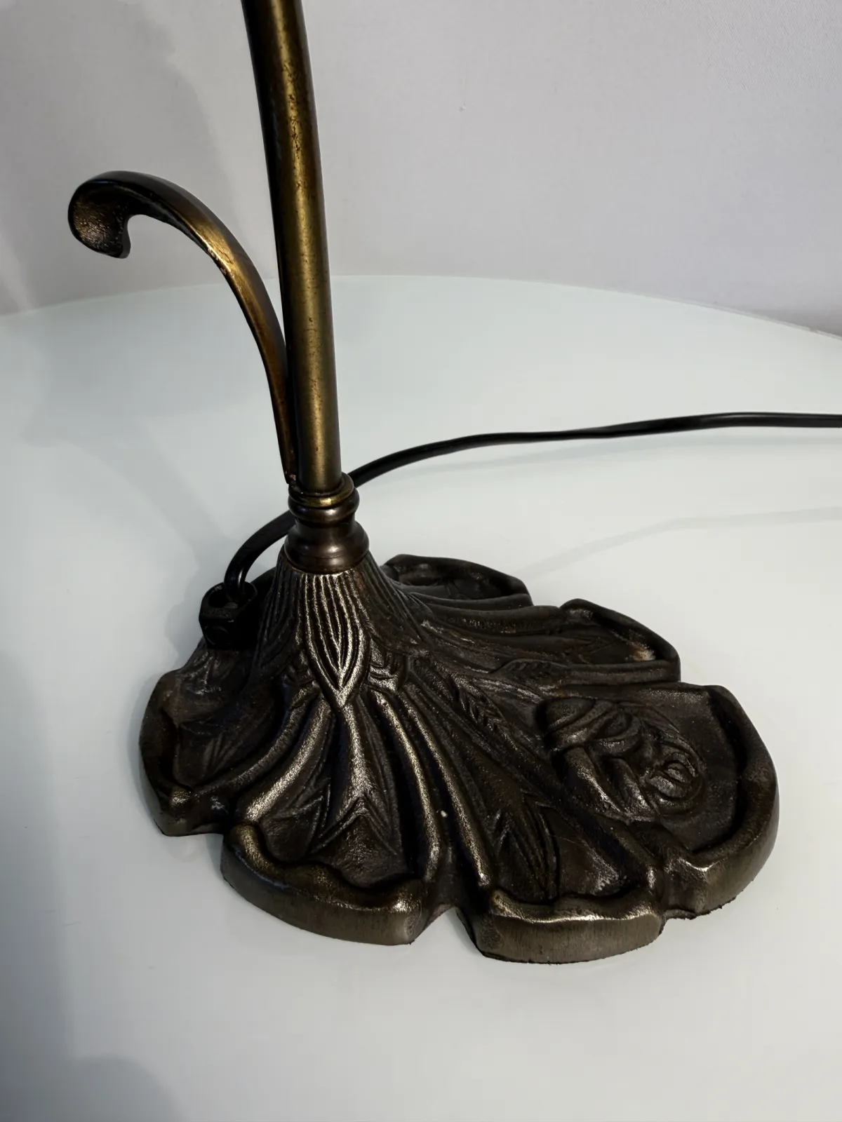 Stylowa lampka stołowa vintage w stylu secesyjnym / Art Nouveau