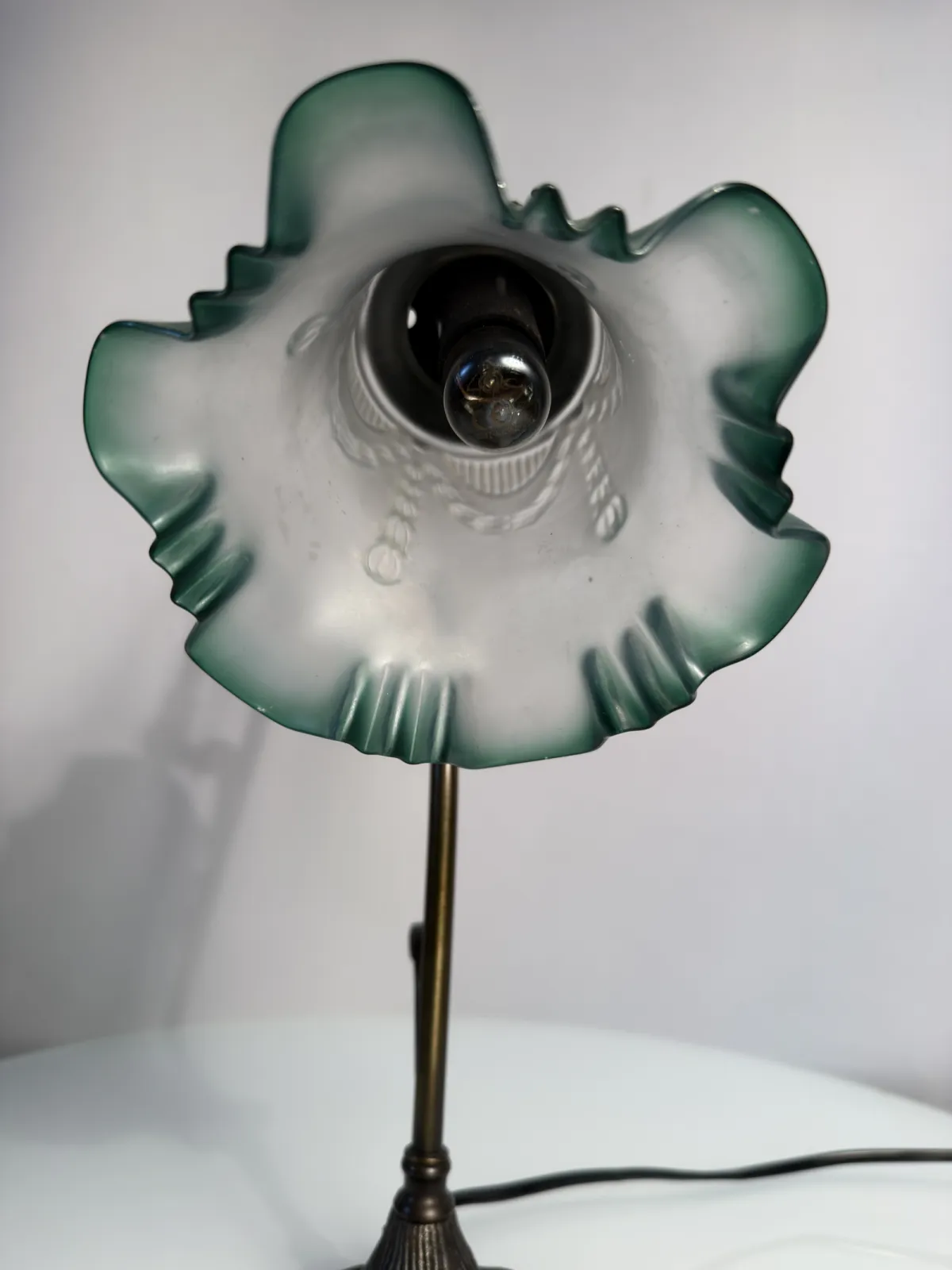 Stylowa lampka stołowa vintage w stylu secesyjnym / Art Nouveau