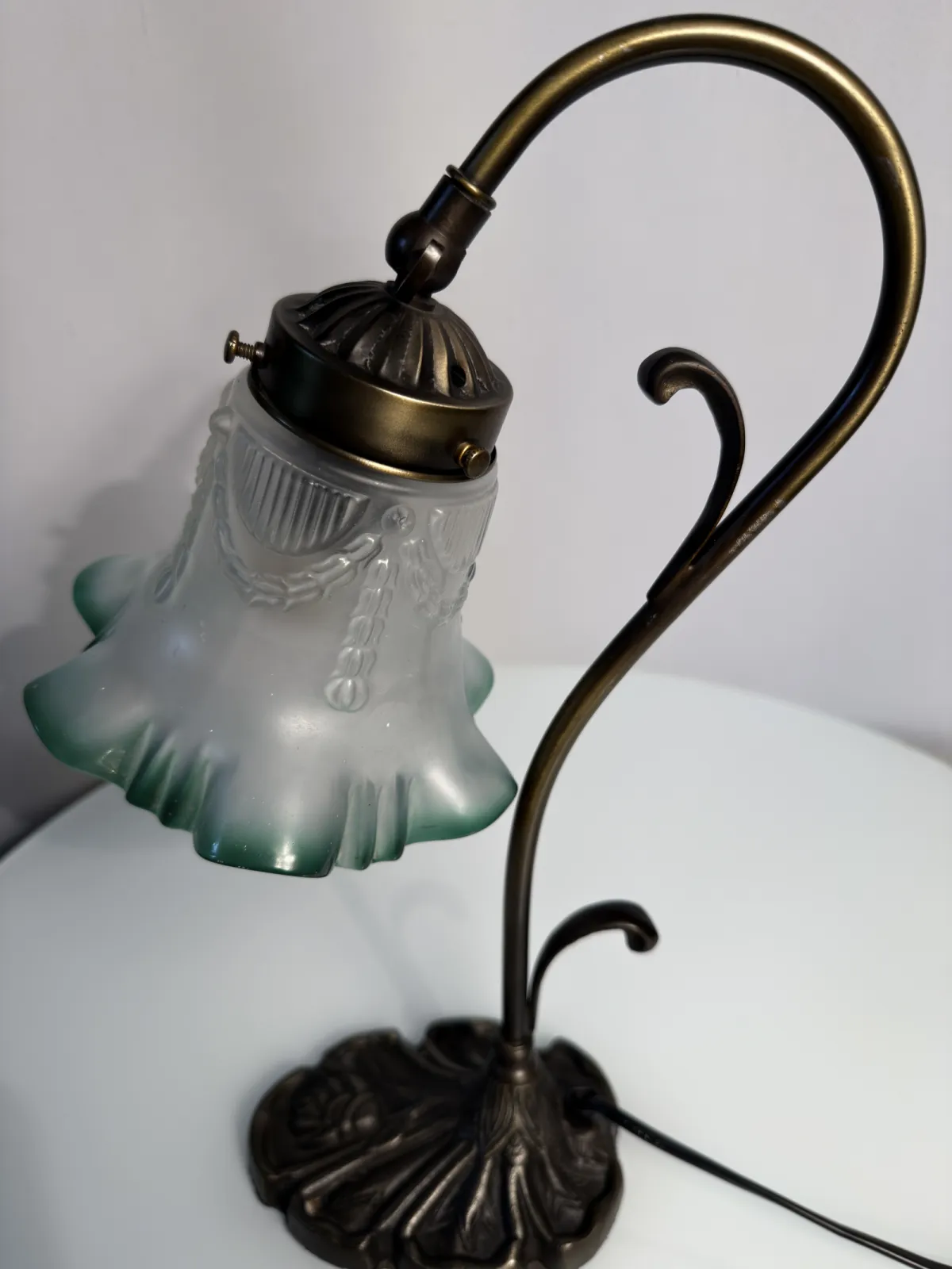 Stylowa lampka stołowa vintage w stylu secesyjnym / Art Nouveau