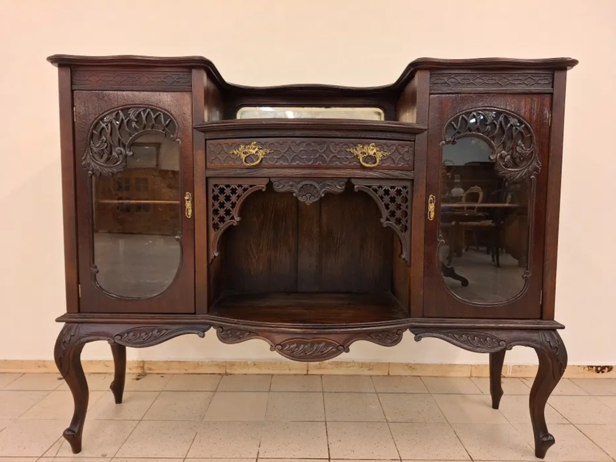 Piękna komoda w stylu ludwikowskim. Dowóz / Wysyłka.