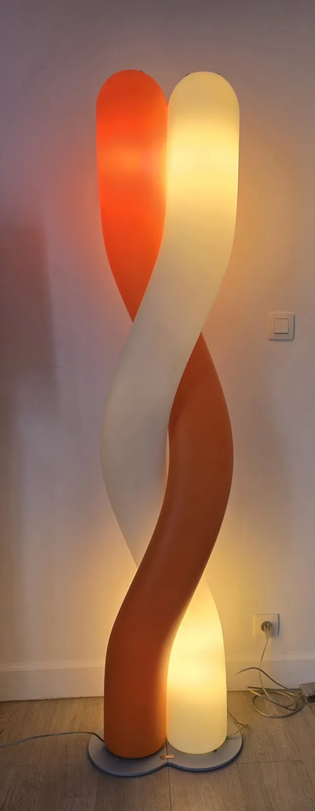Dizajnerska Lampa You&Me