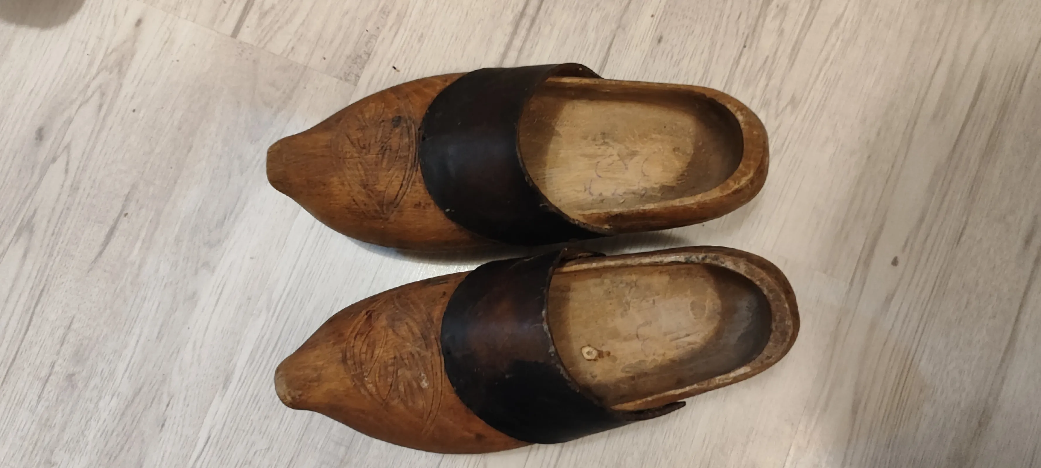 Buty drewniane sabot