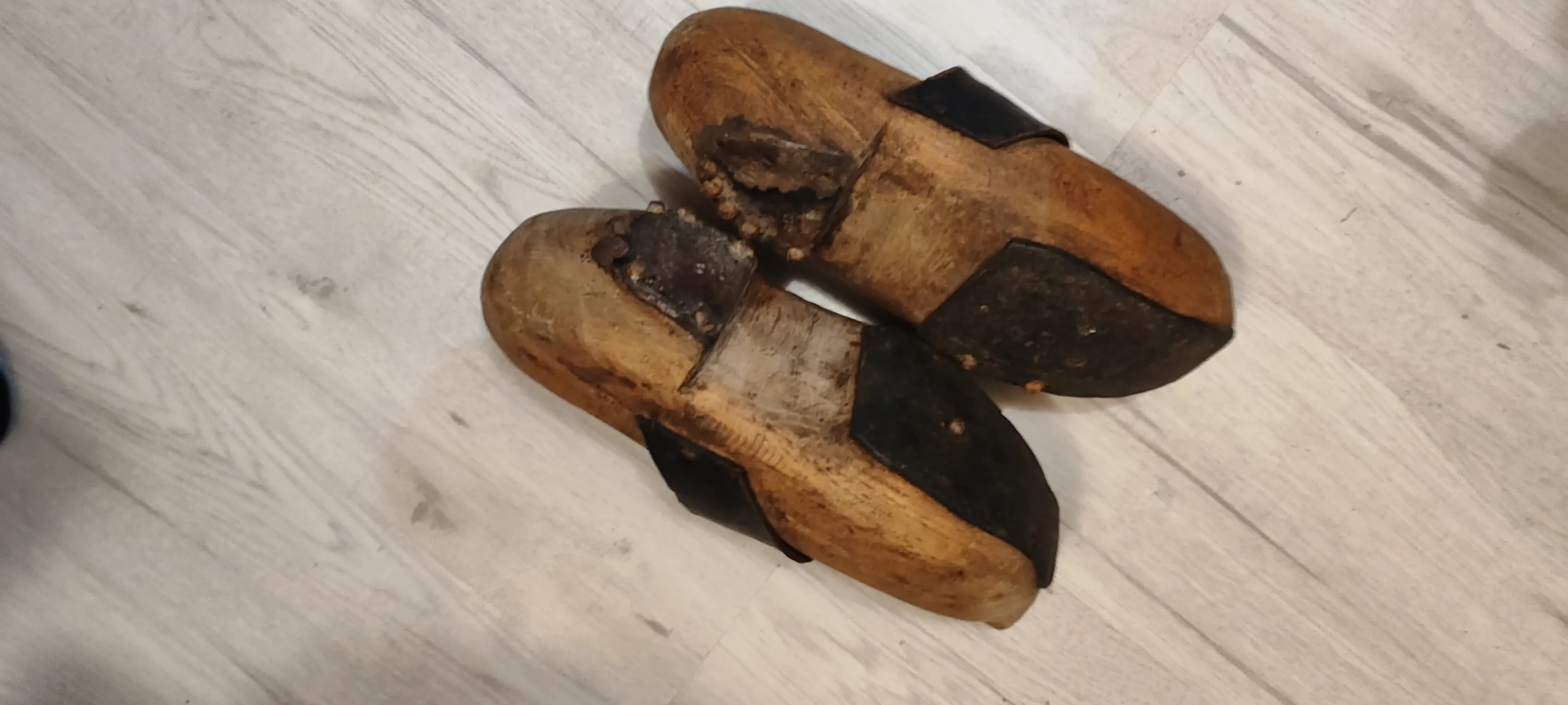 Buty drewniane sabot