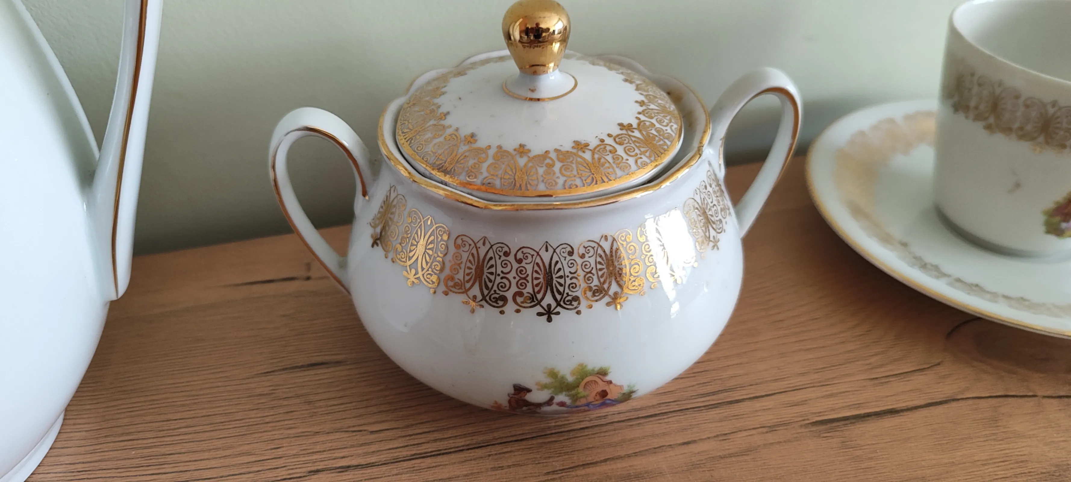 Zestaw porcelanowy do kawy