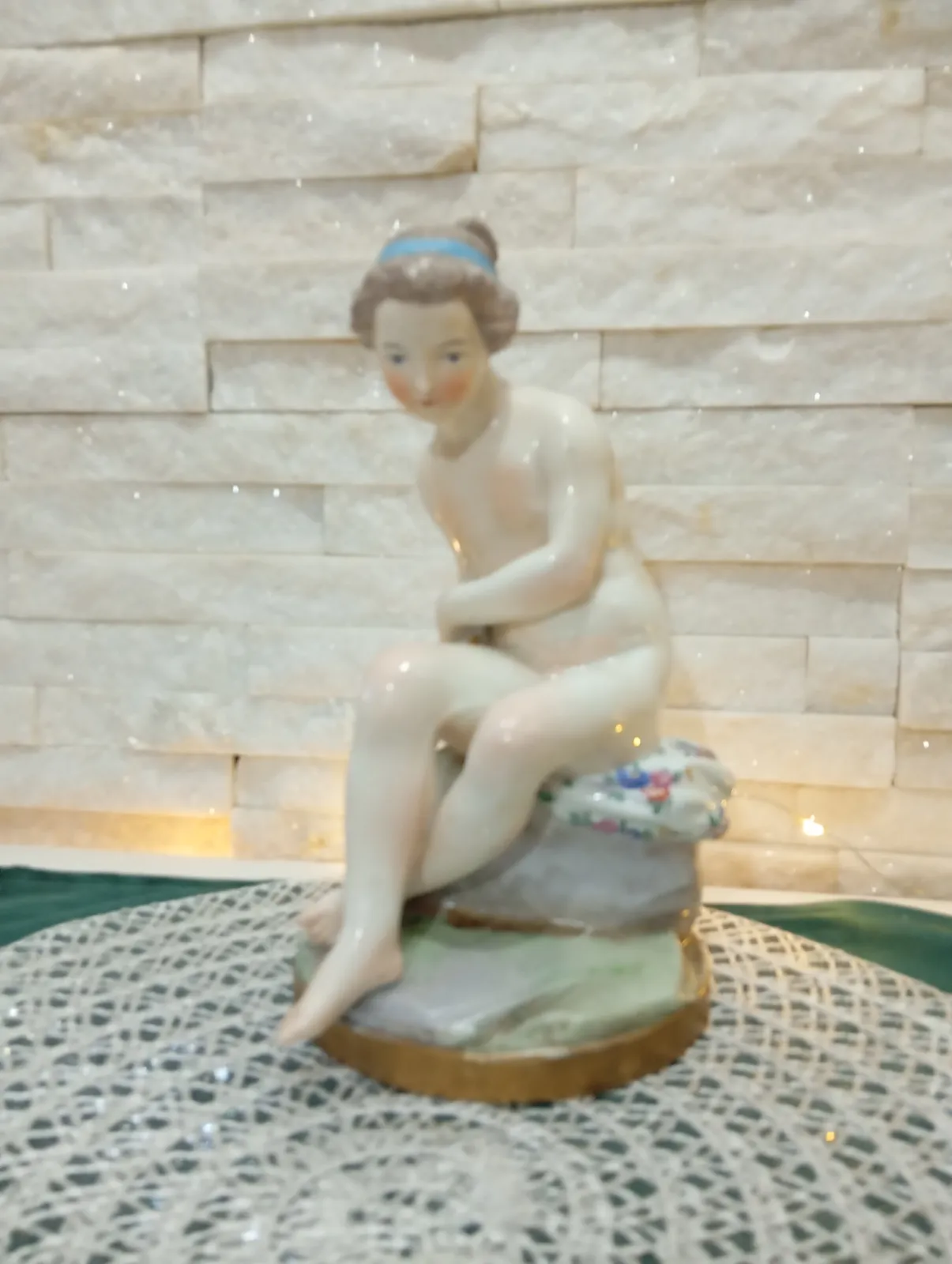 Figurka Porcelanowa Samson Paryż – Akt Kobiecy / Diana z Łukiem, XIX/XX w.