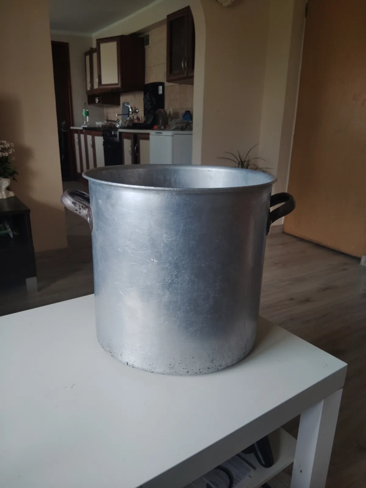 Duży garnek aluminiowy gastronomiczny PRL 35L