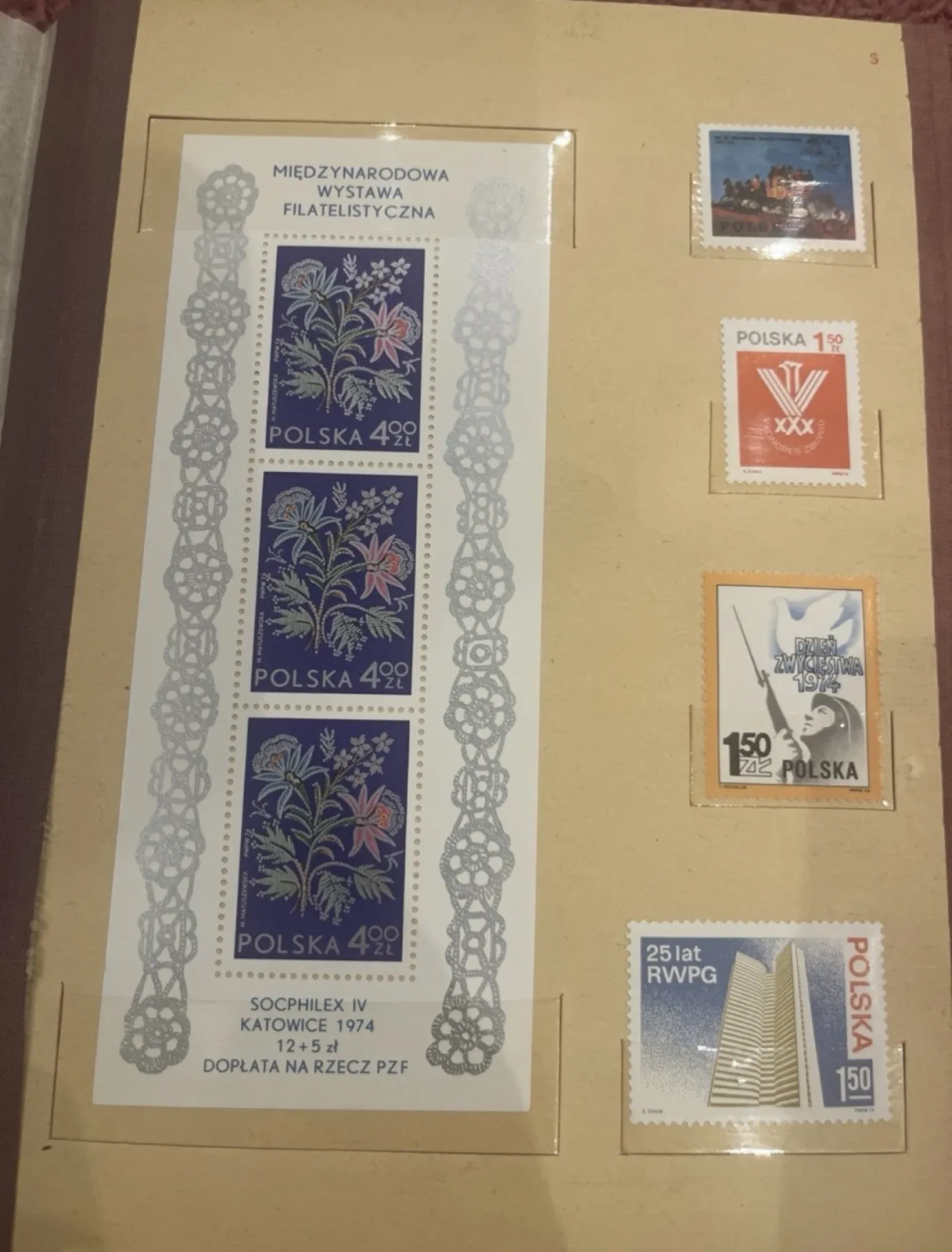 Klaser ze znaczkami pocztowymi – lata 1974–1975 | stan idealny