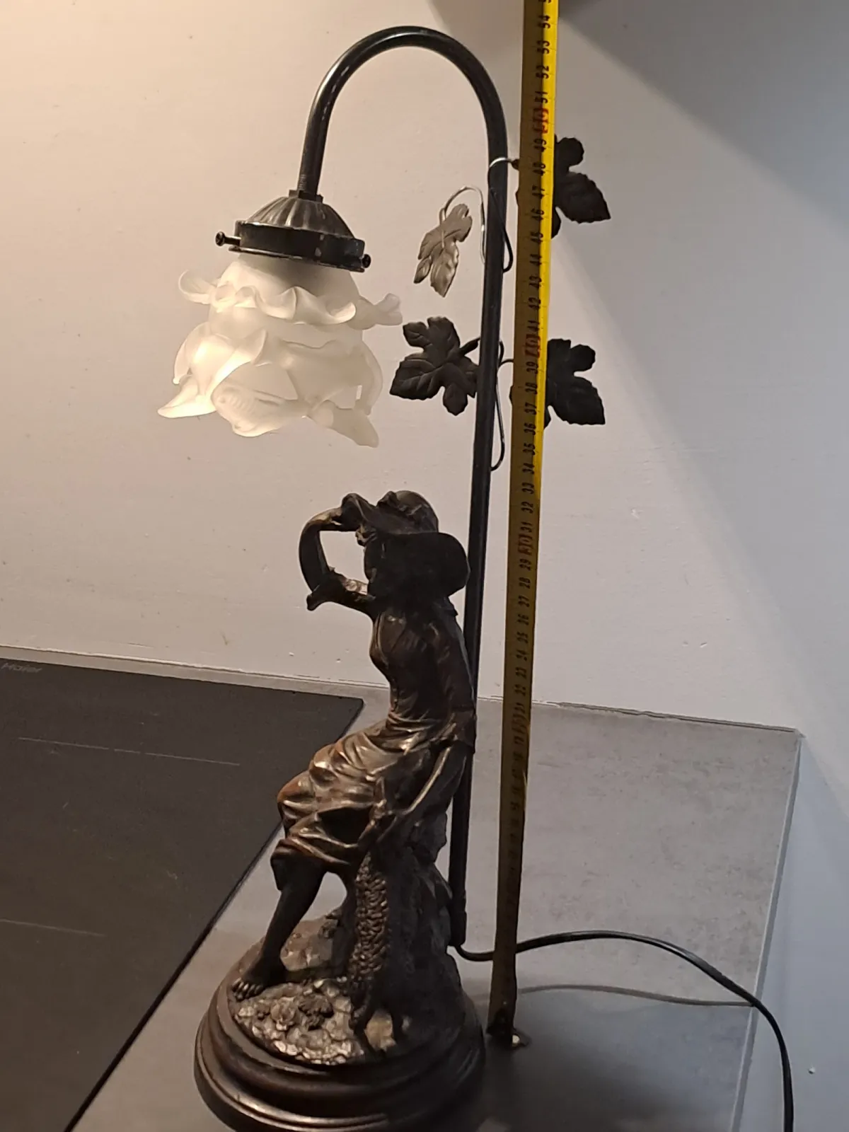 Sprzedam lampę Lady z owieczką
