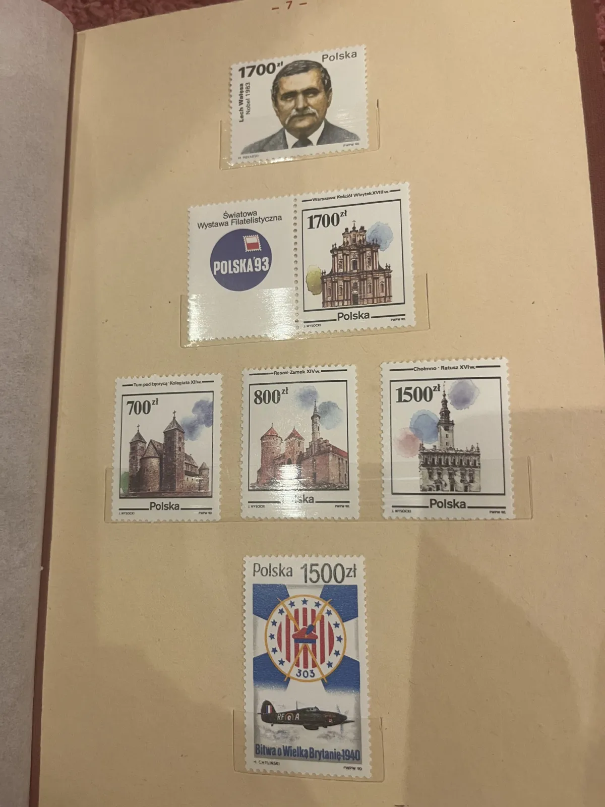 Sprzedam cały klaser ze znaczkami pocztowymi (Fischer, lata 1990–1991).