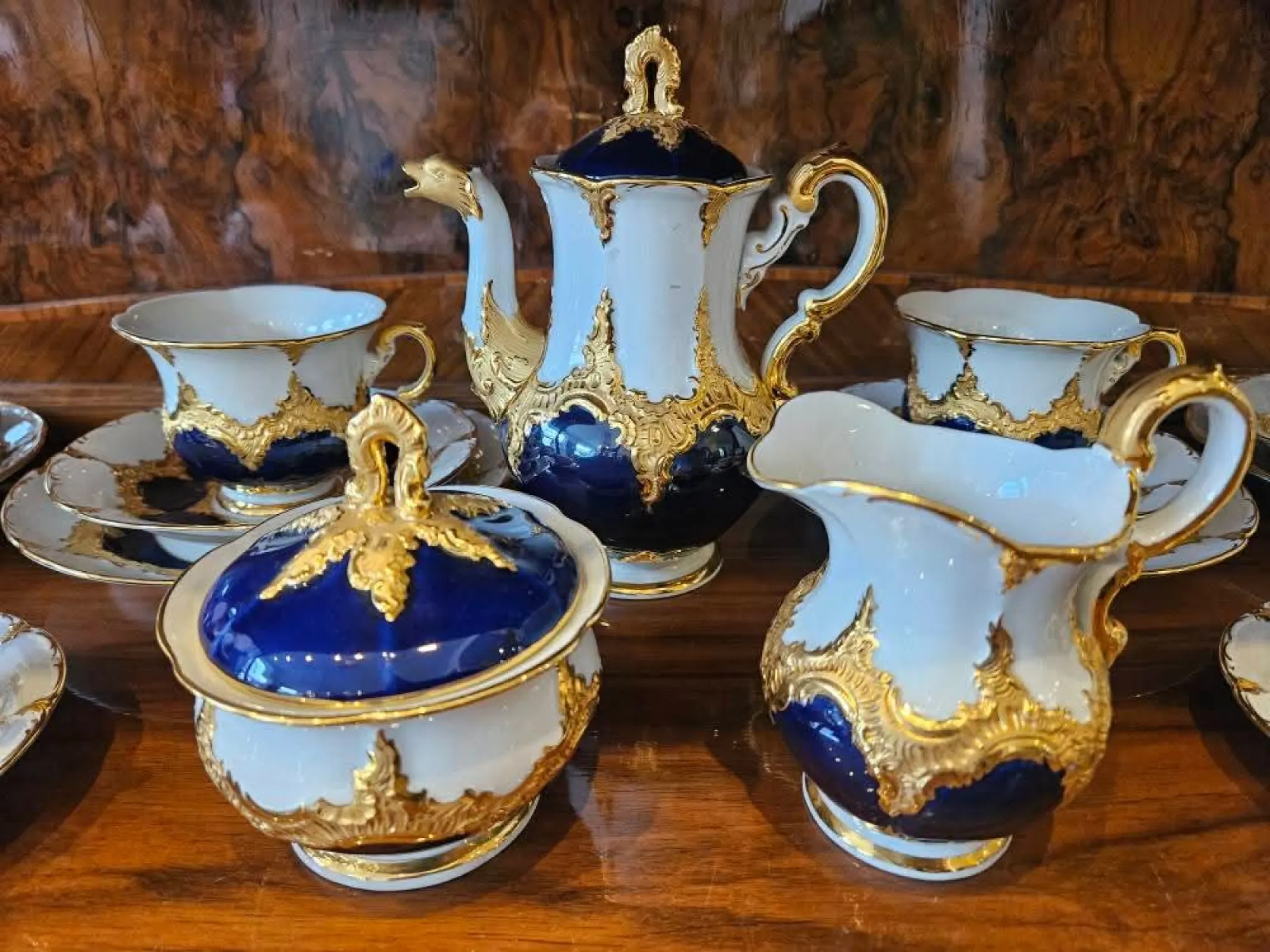 Porcelana Meissen B-Form, 23 kar. złoto