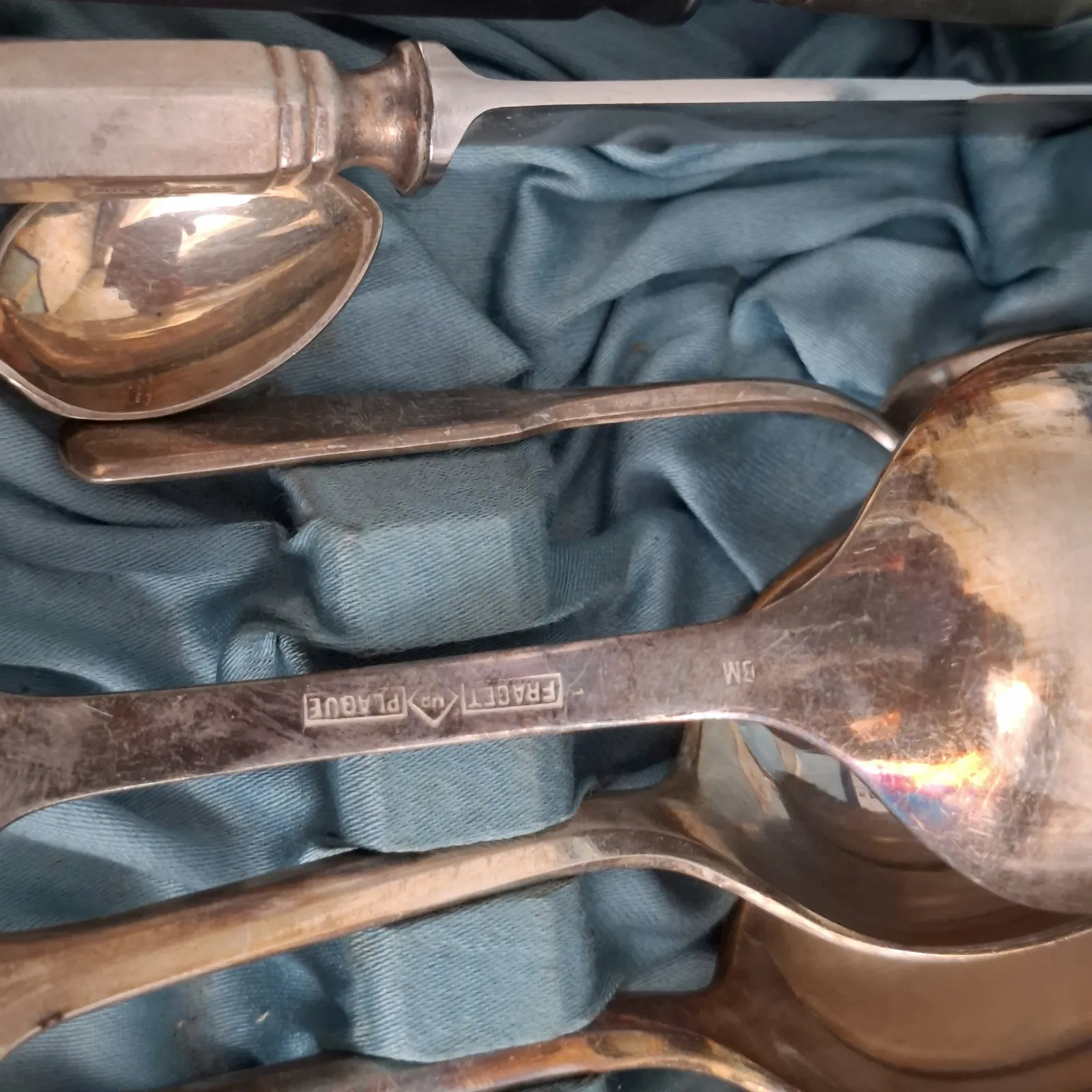 Józef Fraget sztućce zabytkowe Art Deco platerowane komplet w walizce t