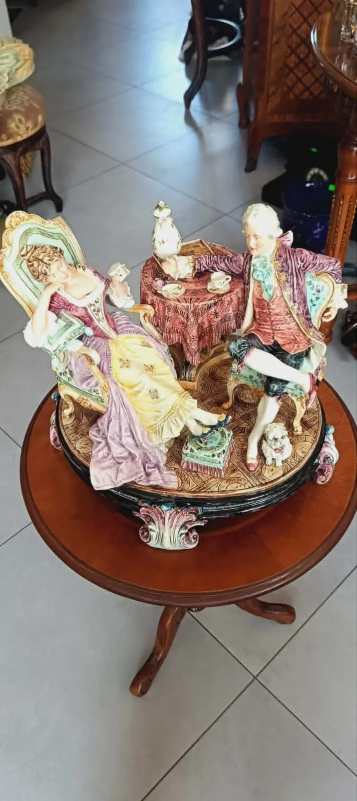Figurka Porcelana Scena Dworska w Stylu Capodimonte Unikat