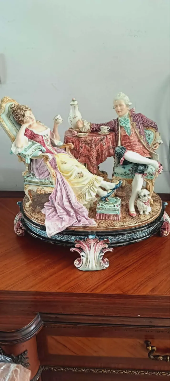 Figurka Porcelana Scena Dworska w Stylu Capodimonte Unikat
