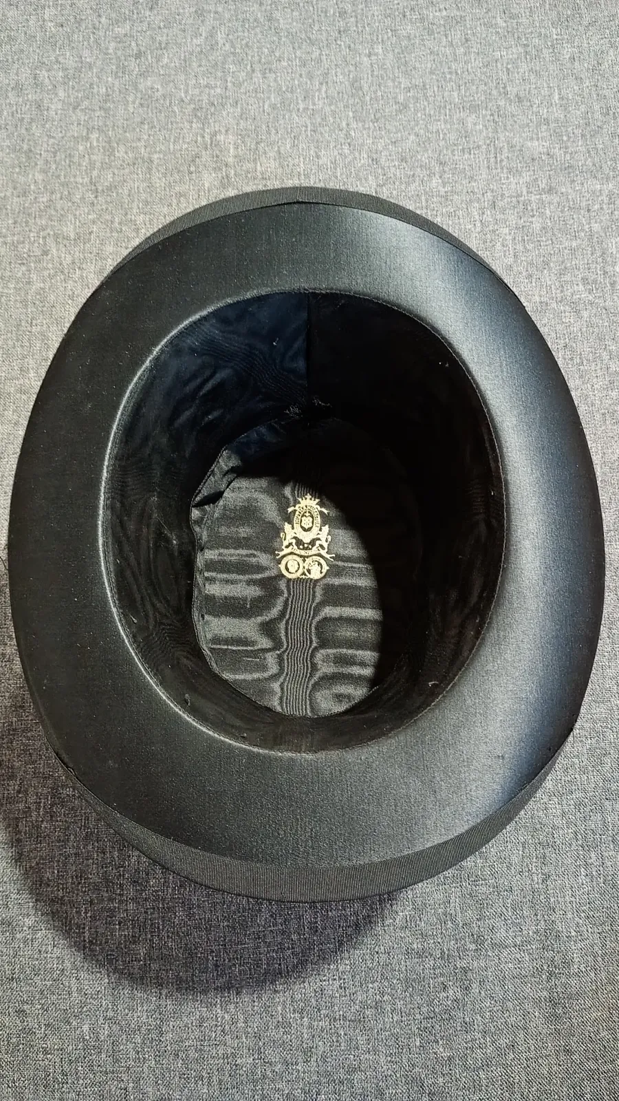 Zabytkowy cylinder